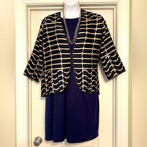 Chico’s size 3 navy and cream jacket.